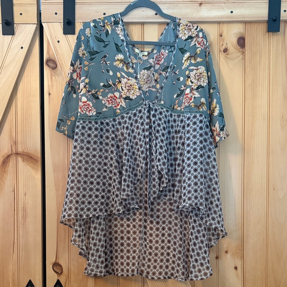 Kori Floral and Geometric Tunic Top - cream and Blue